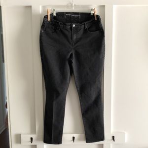 Old Navy curvy mid-rise skinny jeans